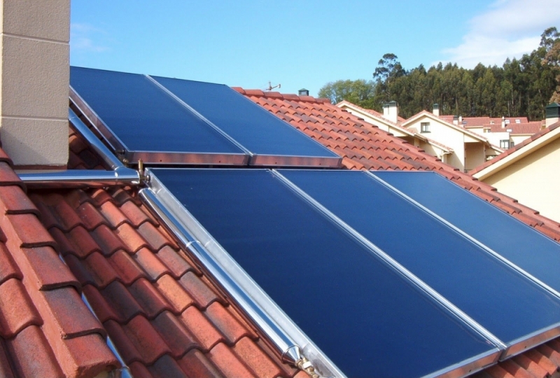 Instalação do Sistema de Aquecimento Solar Vila Marcelo - Sistema de Aquecimento Solar